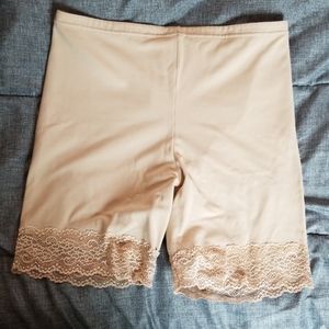 Maidenform shapewear